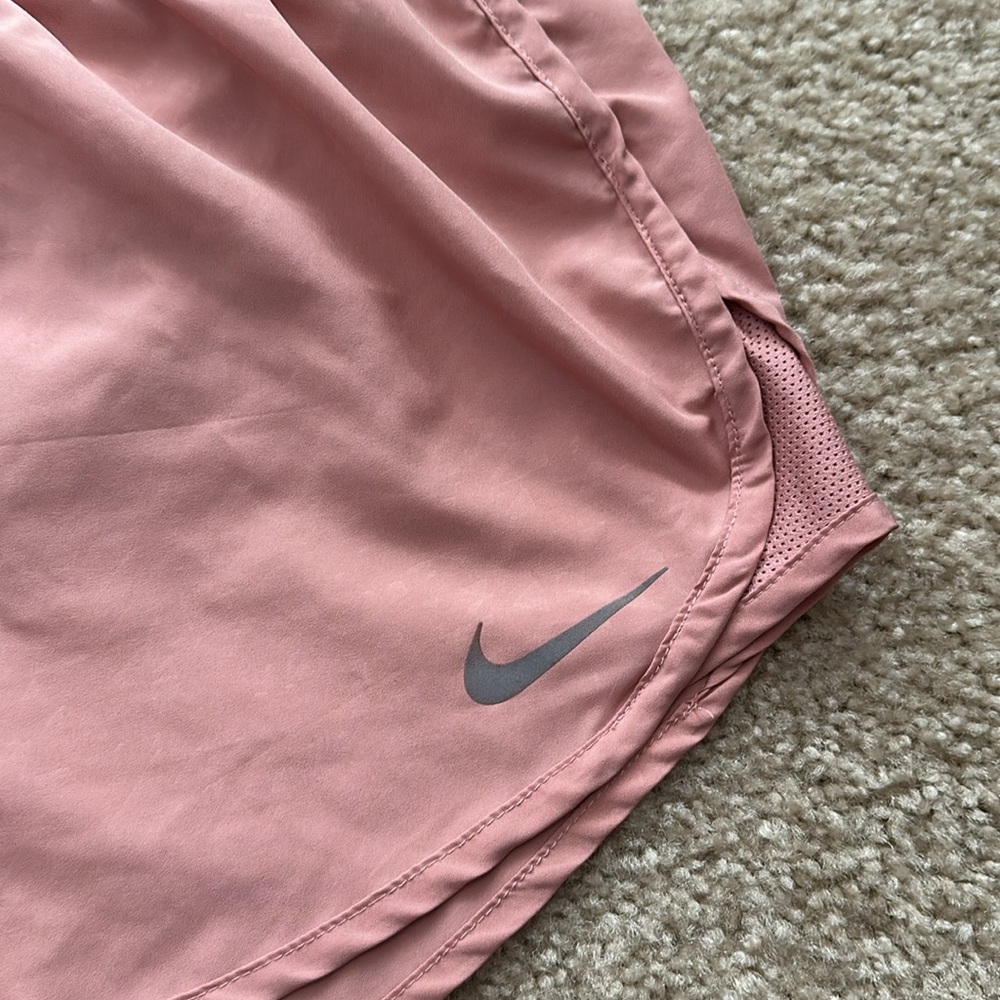 Nike Dry Fit Light Pink Workout Shorts, Women’s Medium - Picture 2 of 8